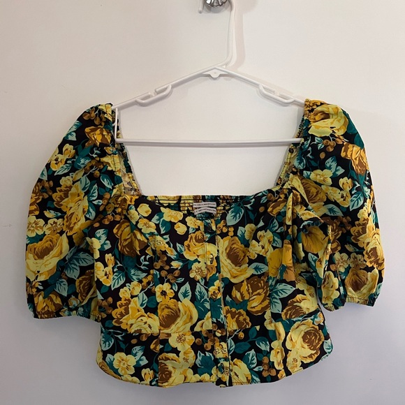 LAURA ASHLEY & URBAN OUTFFITTERS LUCILLE TOP - Picture 9 of 15